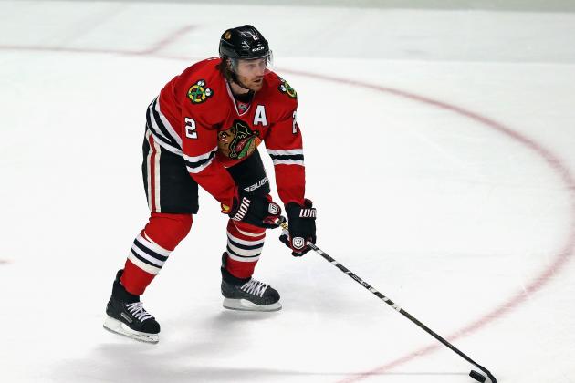 CHICAGO, IL - FEBRUARY 28: Duncan Keith #2 of the Chicago Blackhawks looks to pass against the Washington Capitals at the United Center on February 28, 2016 in Chicago, Illinois. The Blackhawks defeated the Capitals 3-2. (Photo by Jonathan Daniel/Getty Images)