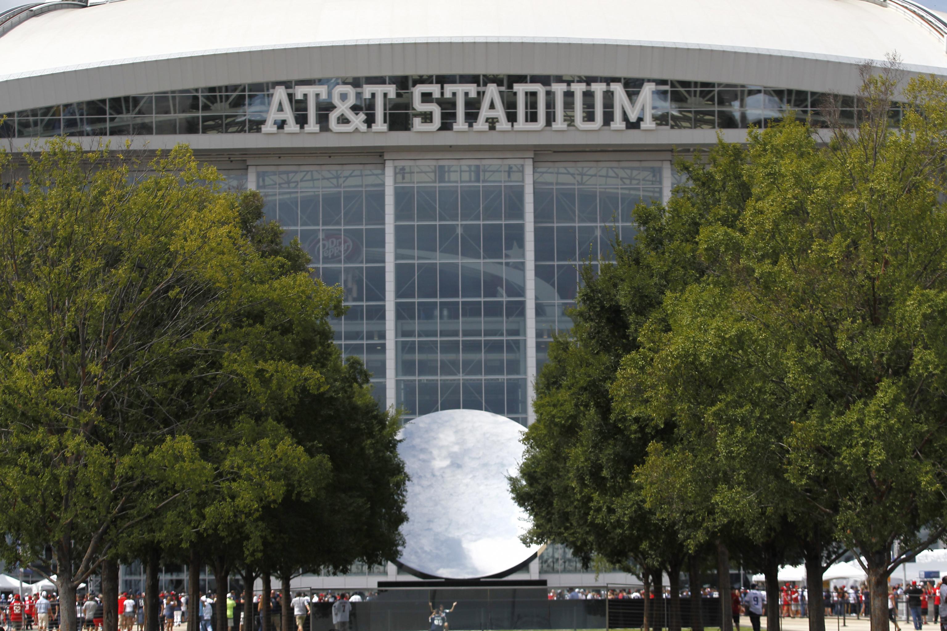 WrestleMania 32 Sets Attendance Record; 5th-Largest Crowd Ever at AT&T  Stadium – Pro Dance Cheer