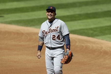 Felix Hernandez back on the mound, vying for spot with O's