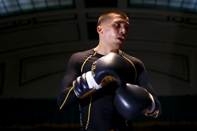LONDON, ENGLAND - APRIL 04:  Lee Selby performs a public workout at York Hall on April 4, 2016 in London, England.  (Photo by Jordan Mansfield/Getty Images)