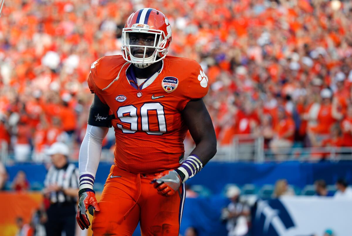 Chicago Bears' 7Round Mock Draft and Top100 Big Board News, Scores