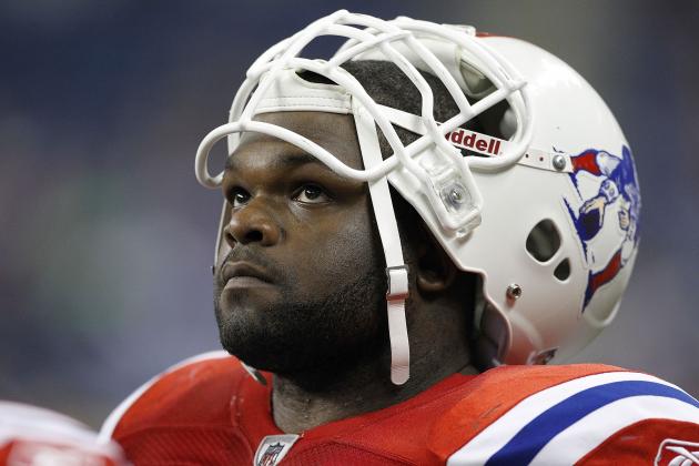 DETROIT - NOVEMBER 25: Ron Brace #97 of the New England Patriots during the game against the  Detroit Lions at Ford Field on November 25, 2010 in Detroit, Michigan. New England defeated Detroit 45-24.  (Photo by Leon Halip/Getty Images)