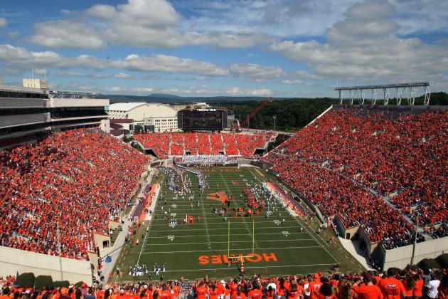 Sep 27, 2014; Blacksburg, VA, USA; A overall view of Lane Stadium as the Virginia Tech Hokies take the field before the game against the Western Michigan Broncos. Mandatory Credit: Peter Casey-USA TODAY Sports