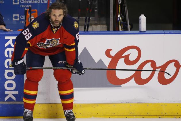 Florida Panthers right wing Jaromir Jagr is shown during warmups before the start of Game 2 in a first-round NHL hockey Stanley Cup playoff series against the New York Islanders, Friday, April 15, 2016, in Sunrise, Fla. (AP Photo/Wilfredo Lee)