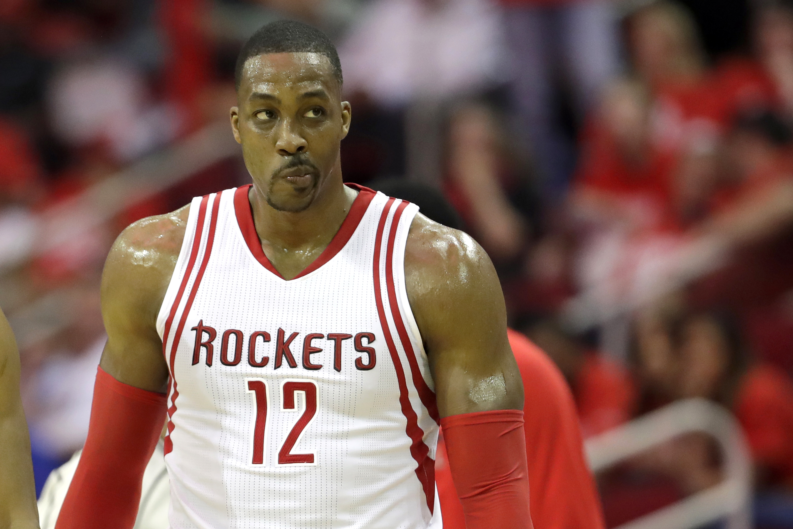 Dwight Howard opting out of Rockets contract