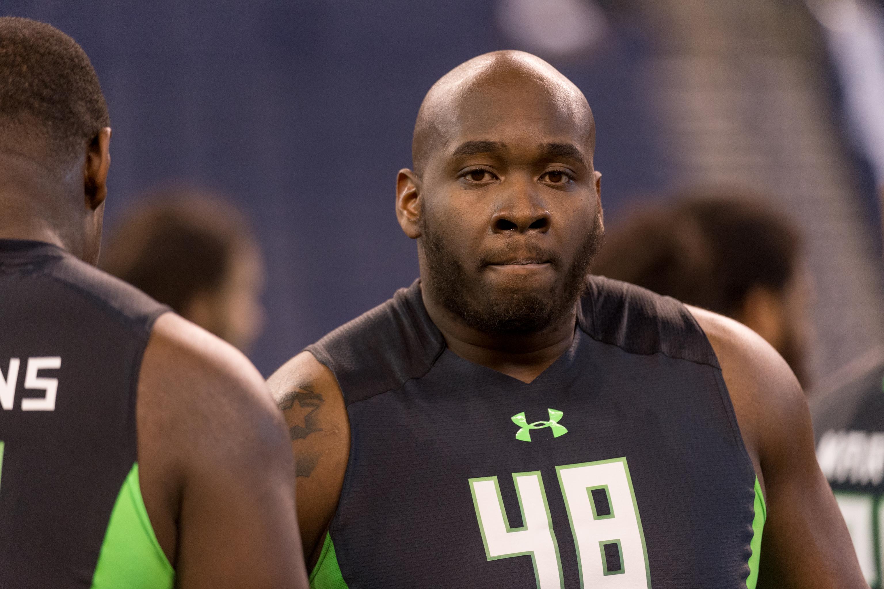 Laremy Tunsil Falls in NFL Draft After Twitter Smoking Video