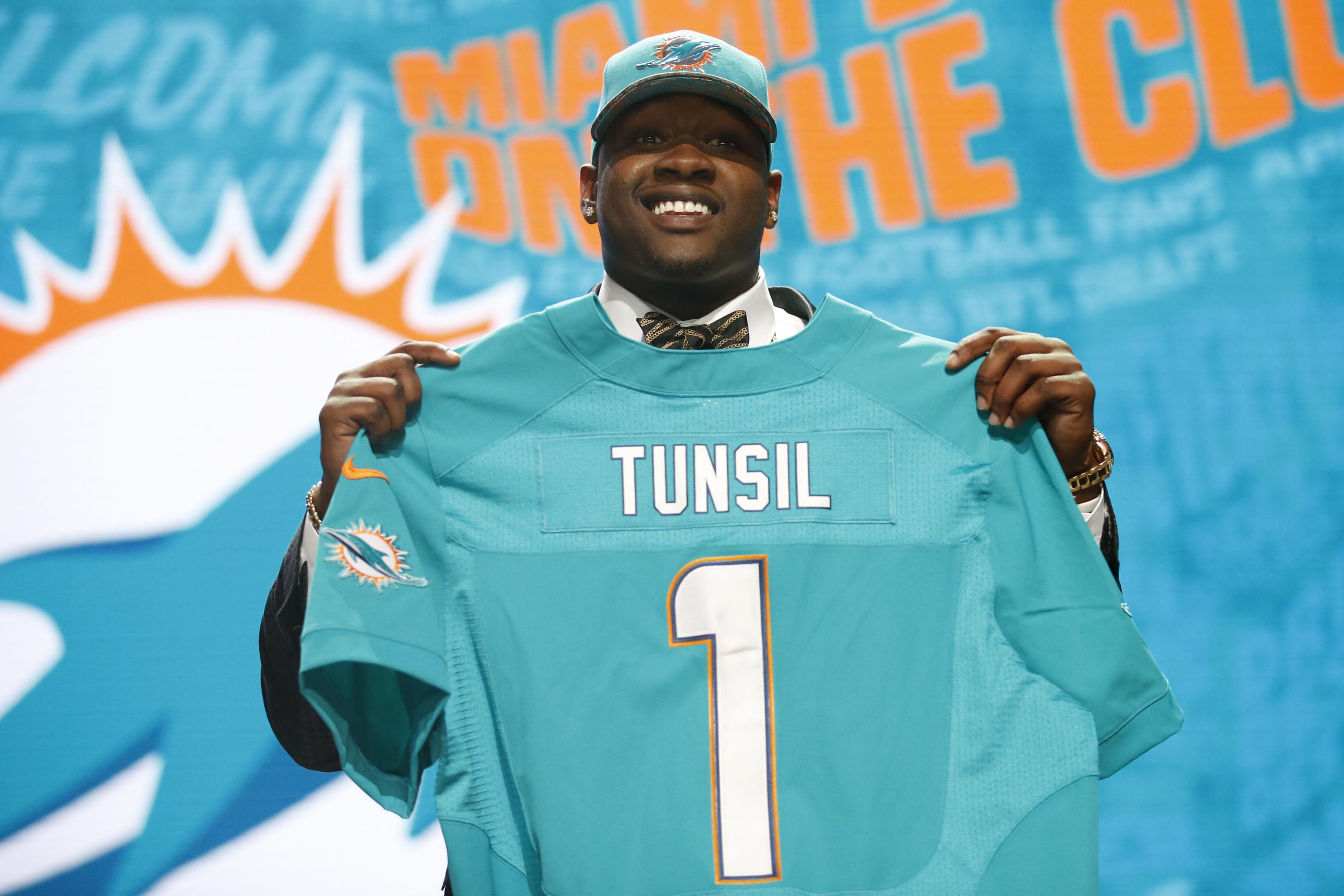 Laremy Tunsil: Breaking News, Rumors & Highlights