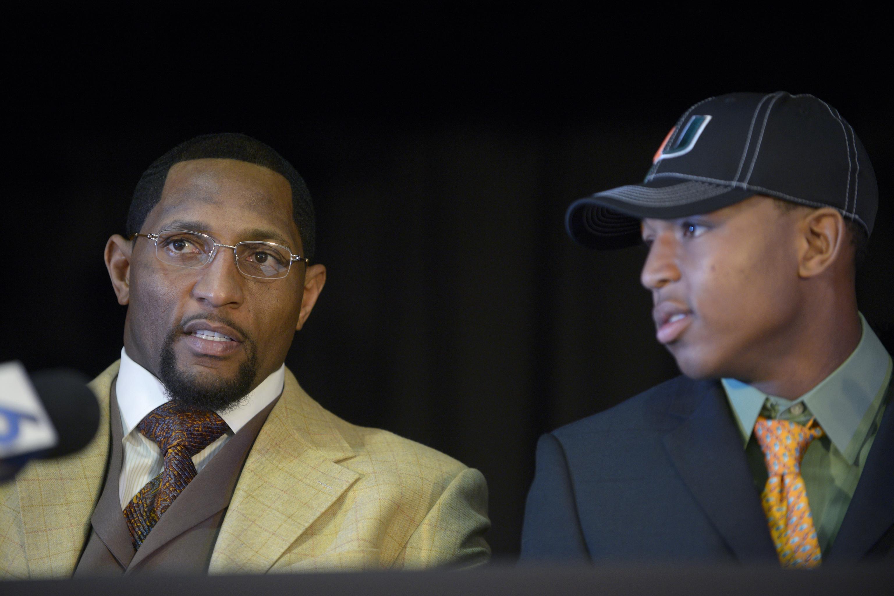 Tragedy: Ray Lewis' son, Ray Lewis III has unfortunately passed away at  just 28 years old, according to TMZ Please keep the Lewis family…