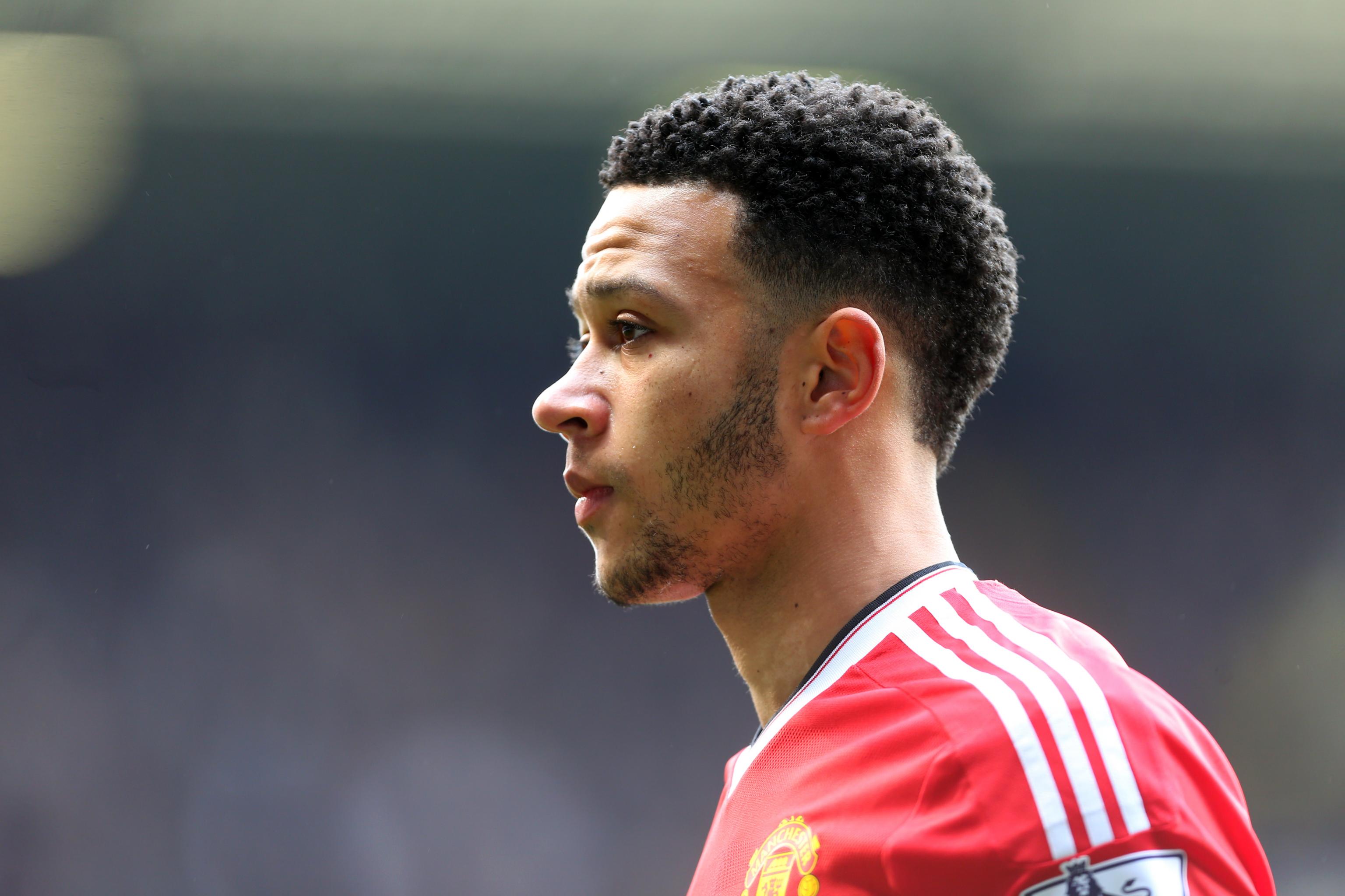 The Memphis Depay celebration - Bleacher Report Football