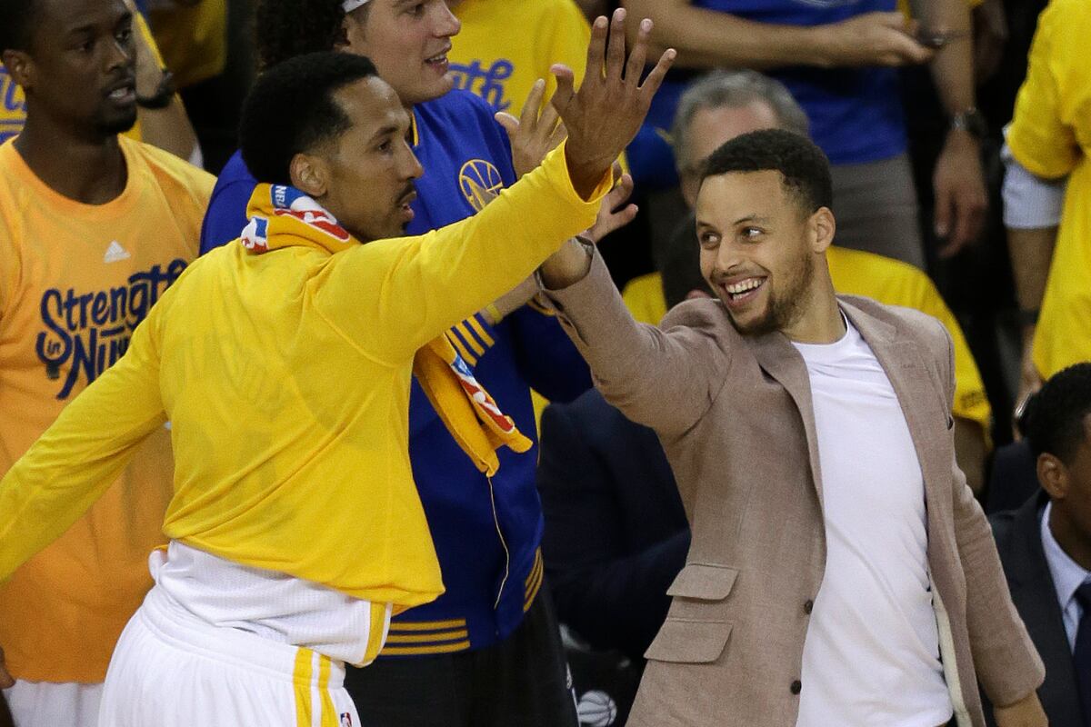 Perfect Matchup Means Warriors Can Save Stephen Curry for San Antonio Spurs News, Scores