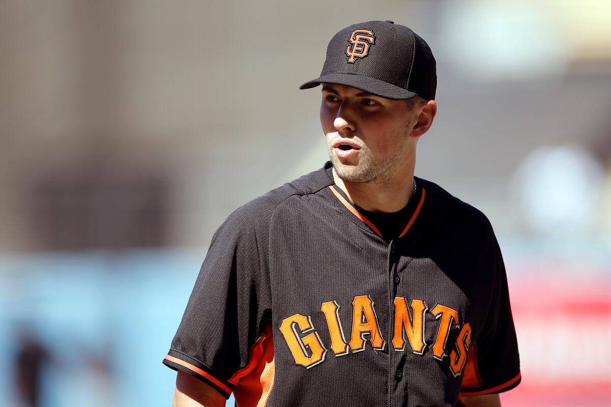 Giants 2B Joe Panik Makes Insane Defensive Play in Win over Rockies