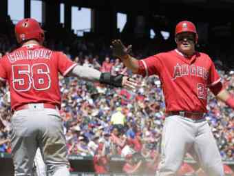 Kole Calhoun: Breaking News, Rumors & Highlights