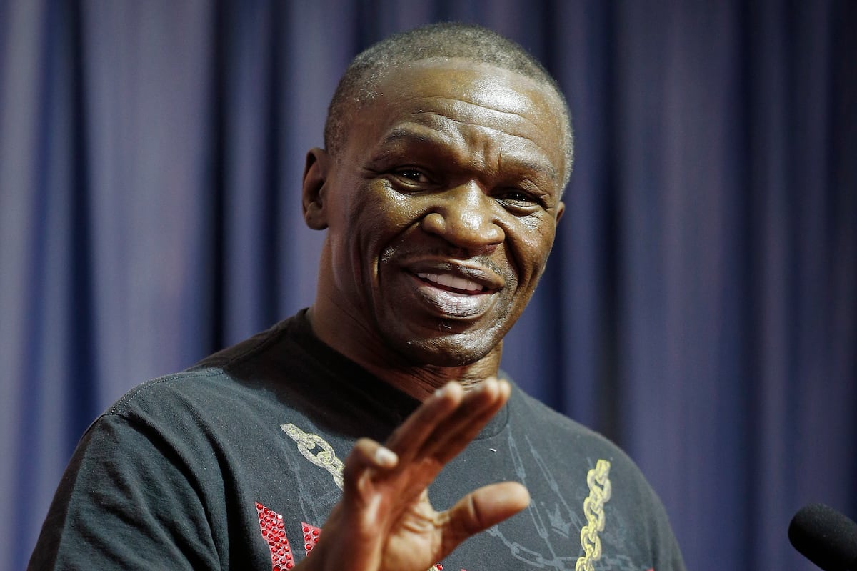 Floyd Mayweather Sr. Says Conor McGregor Fight Would Be &lsquo;Humiliating