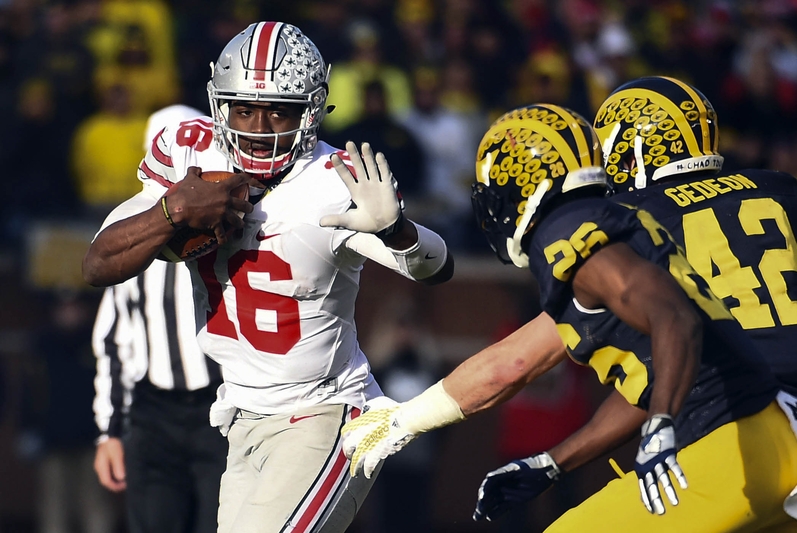 Why J.T. Barrett Makes Ohio State the Big Ten Favorite in 2016