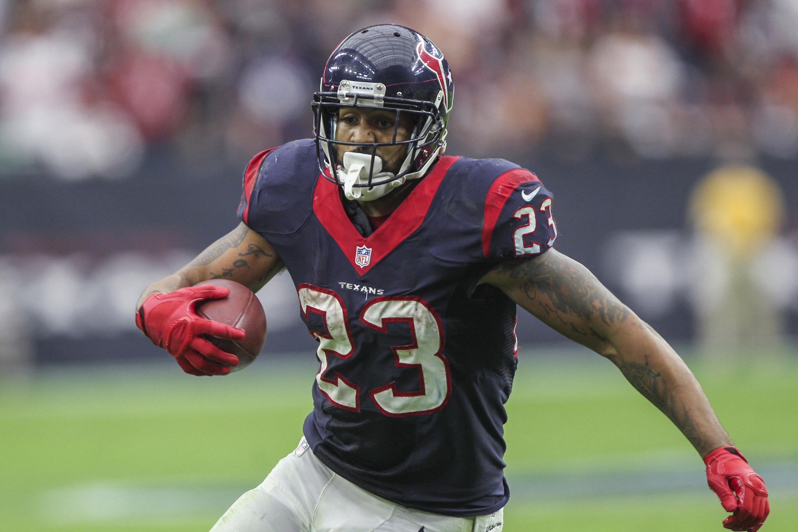 Arian Foster: Miami Dolphins sign free agent RB - SI Kids: Sports News for  Kids, Kids Games and More