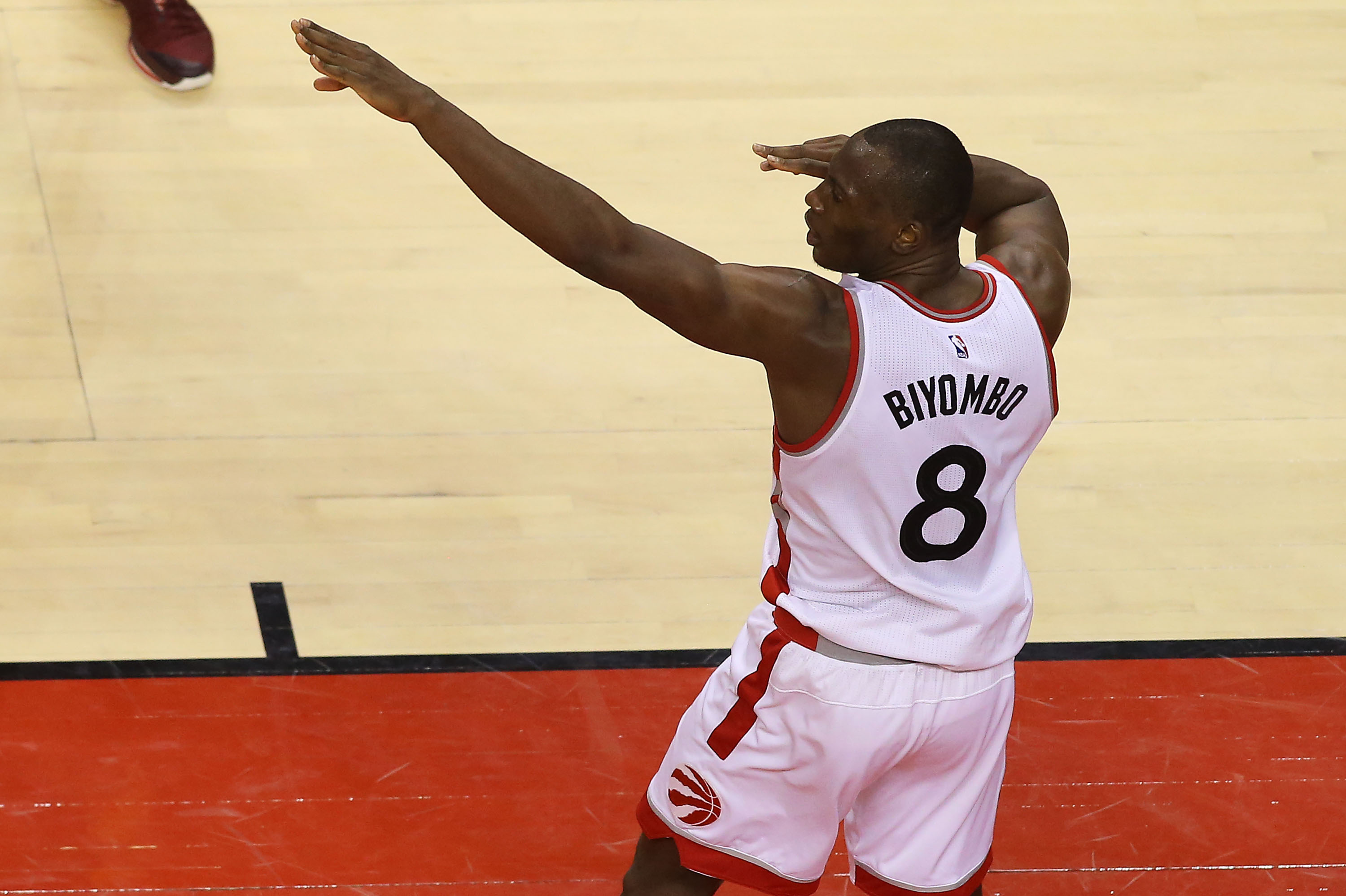Toronto Raptors: Jonas Valanciunas or Bismack Biyombo?