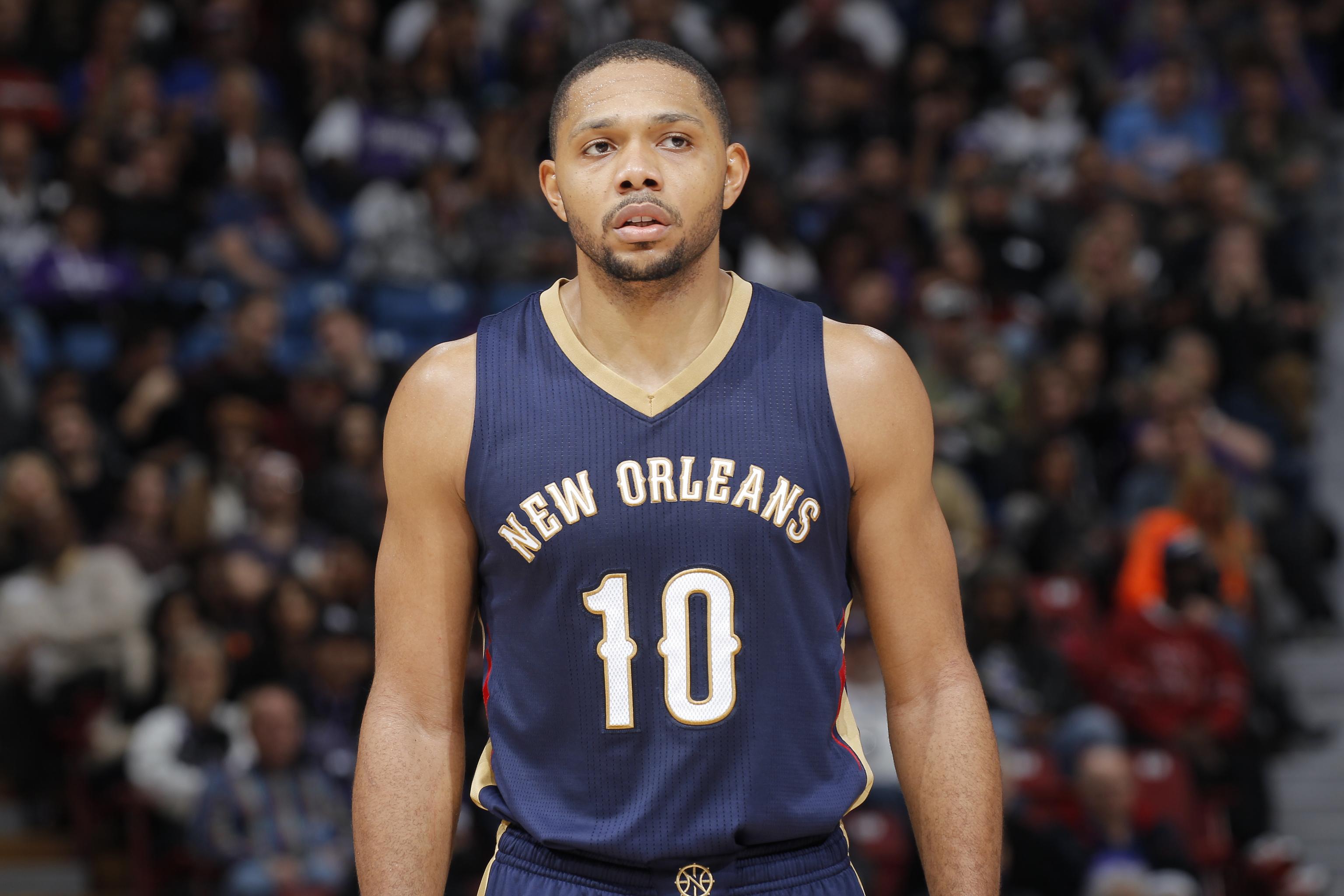 Houston Rockets spend $133 million to sign former Pelicans Eric