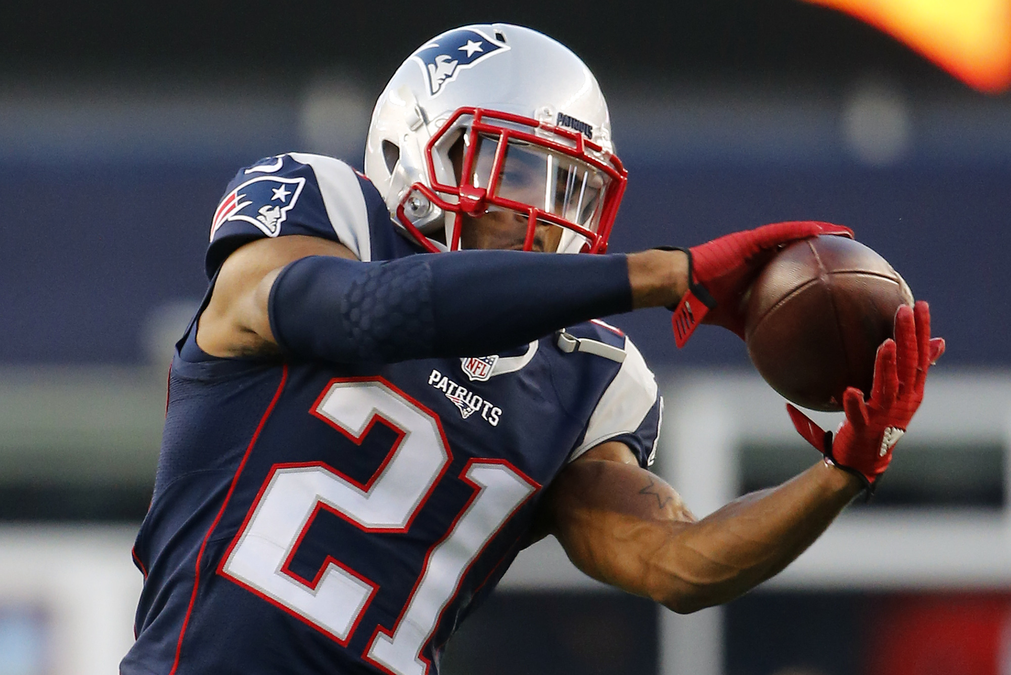 Pats Cornerback Malcolm Butler Signs His Restricted Free Agent T