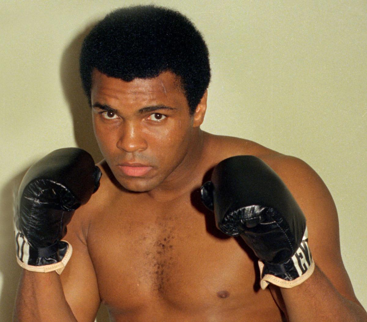 Sports World Honors Muhammad Ali After Boxing Legend Dies at Age 74