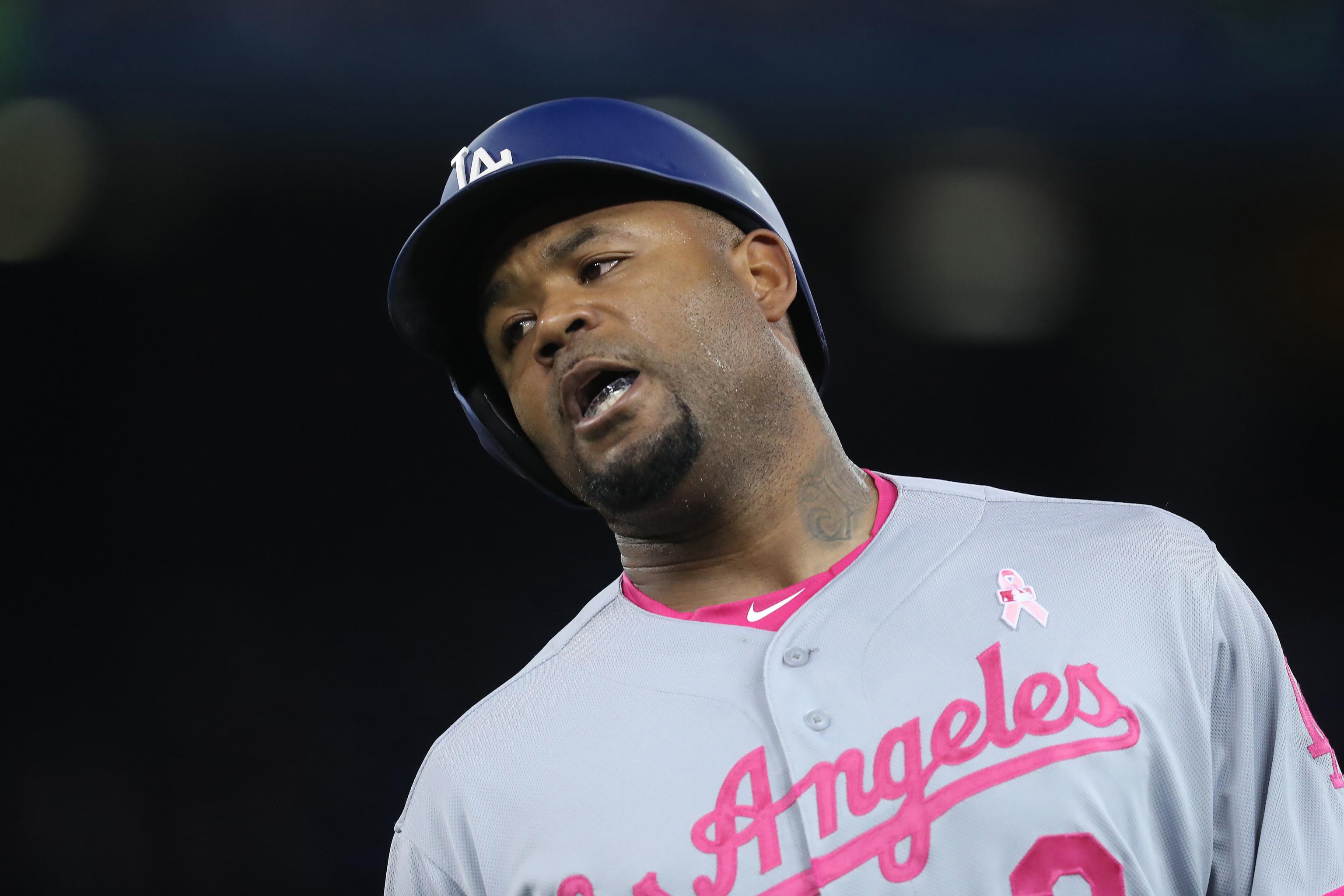 Los Angeles Dodgers' Carl Crawford appears to be back in form for