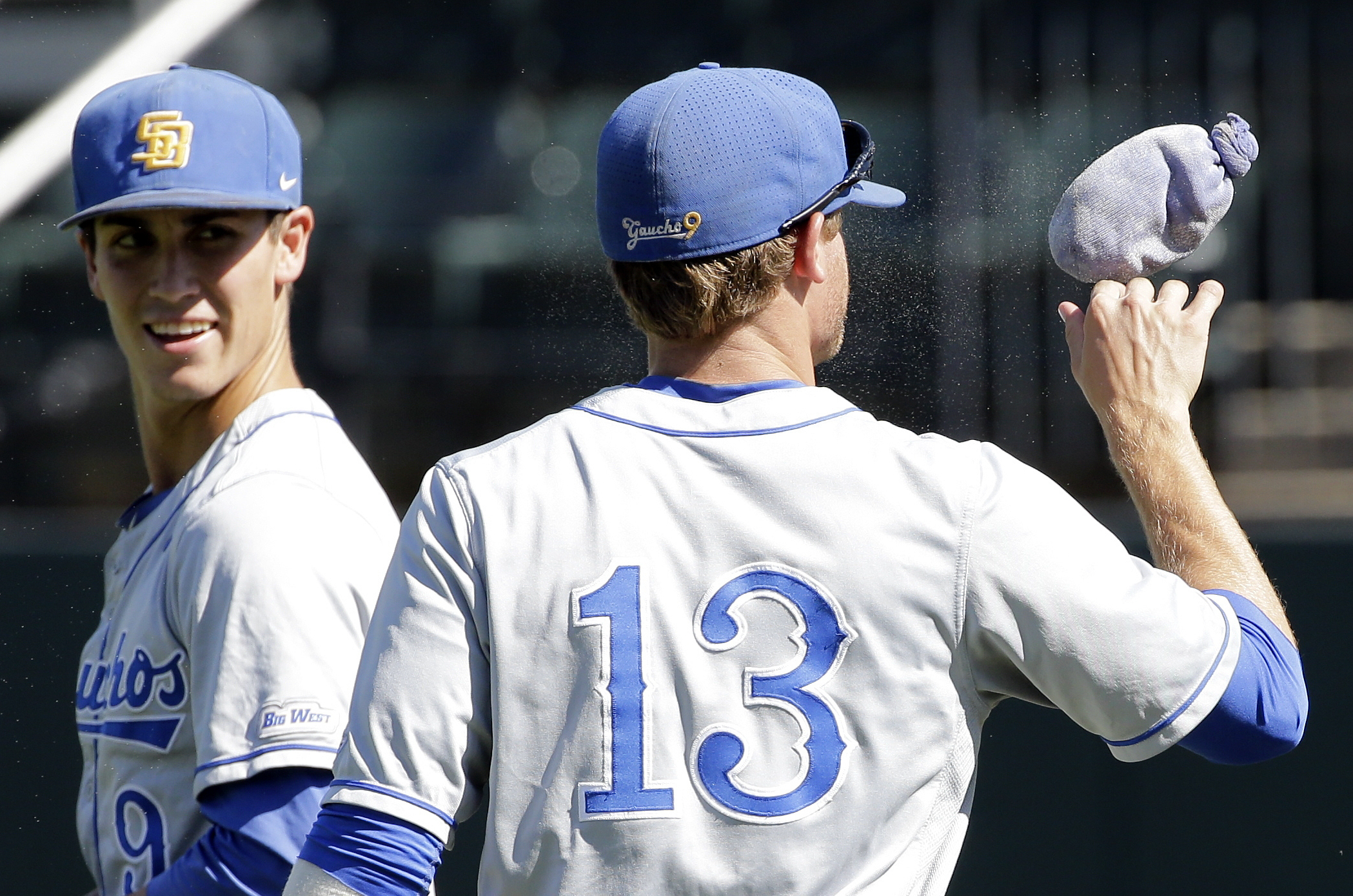 Arizona baseball: Bobby Dalbec throws a gem, Wildcats win first