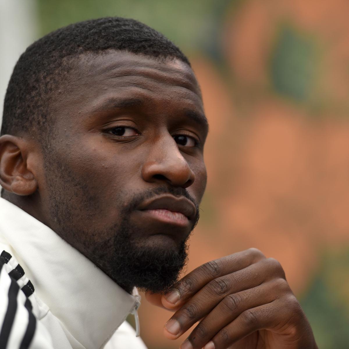 Antonio Rudiger Roma : Antonio Rudiger Photos Photos - AS Roma v SSC Napoli ... : Antonio rudiger is reportedly in london to undergo a medical ahead of his proposed move to rudiger, 24, has been heavily linked with a move to stamford bridge this summer with antonio.