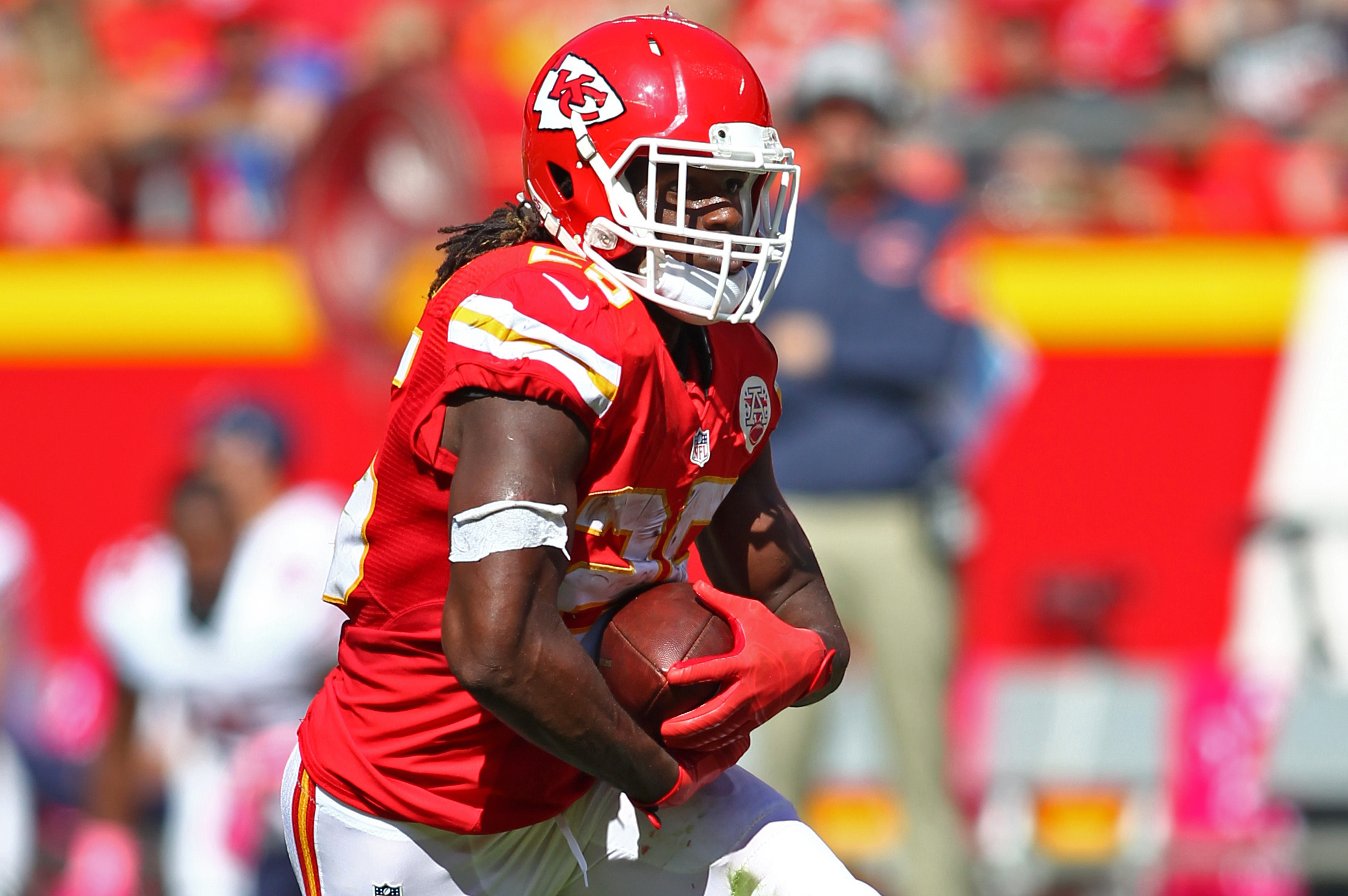 Kansas City running back Jamaal Charles injures foot in moving accident