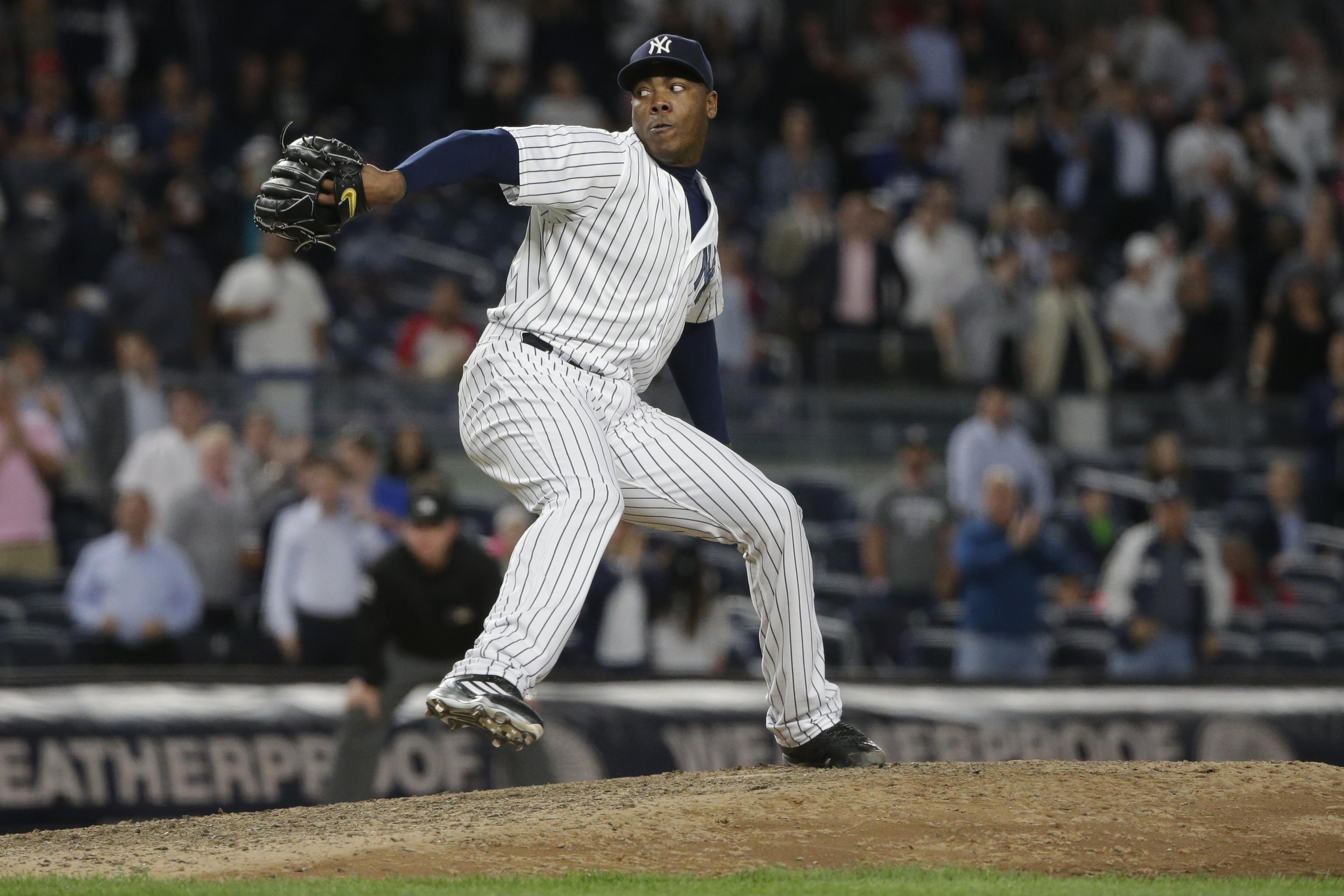 Reds trade All-Star closer Aroldis Chapman to Dodgers: reports – New York  Daily News