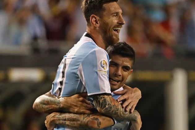 CHICAGO, IL - JUNE 10: Lionel Messi #10 of Argentina is lifted into the air by teammate Ever Banega #19 after scoring a goal on a penalty kick against Panama during a match in the 2016 Copa America Centenario at Soldier Field on June 10, 2016 in Chicago, Illinois. Argentina defeated Panama 5-0. (Photo by Jonathan Daniel/Getty Images)