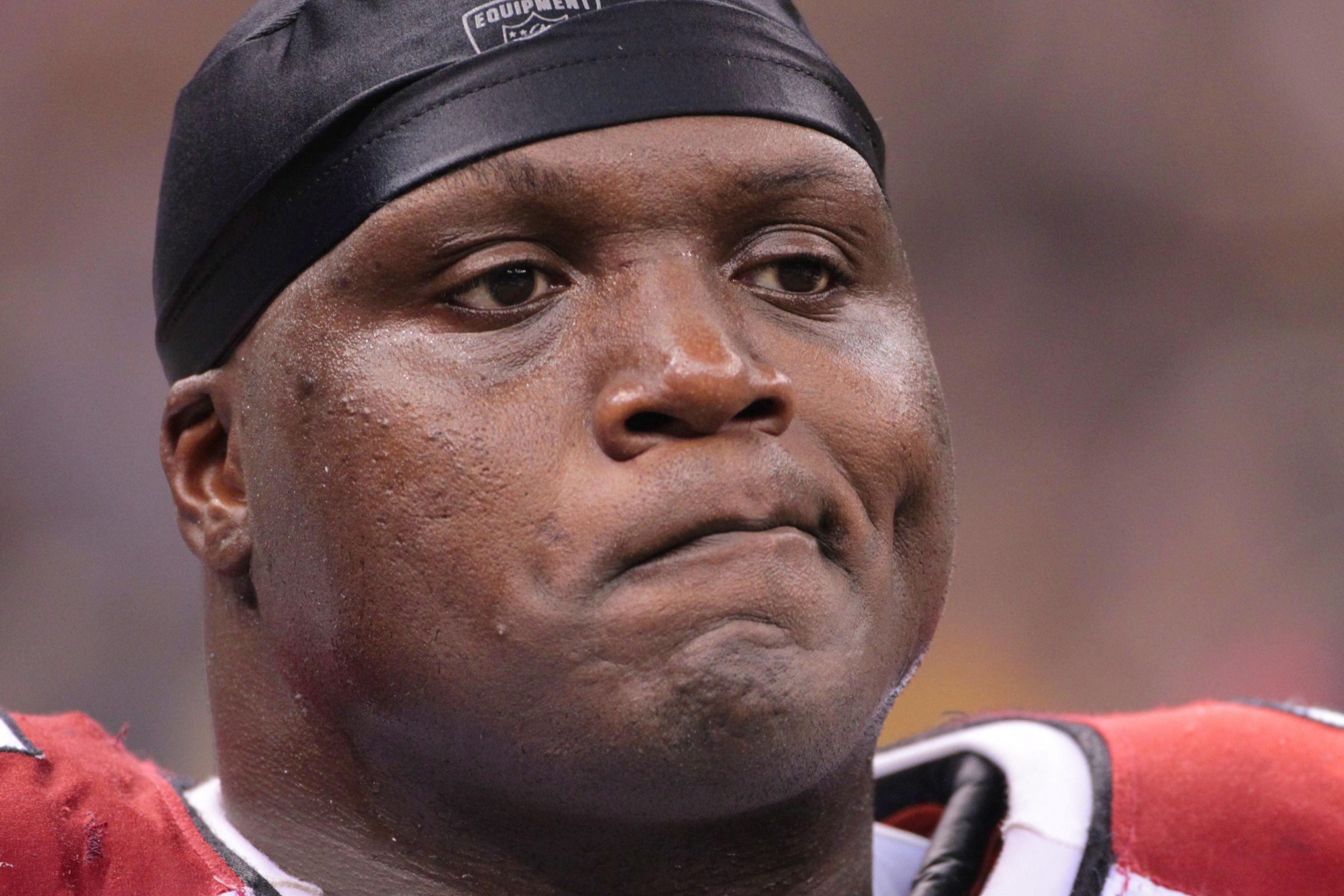 Former Chicago Bears DE Bryan Robinson found dead