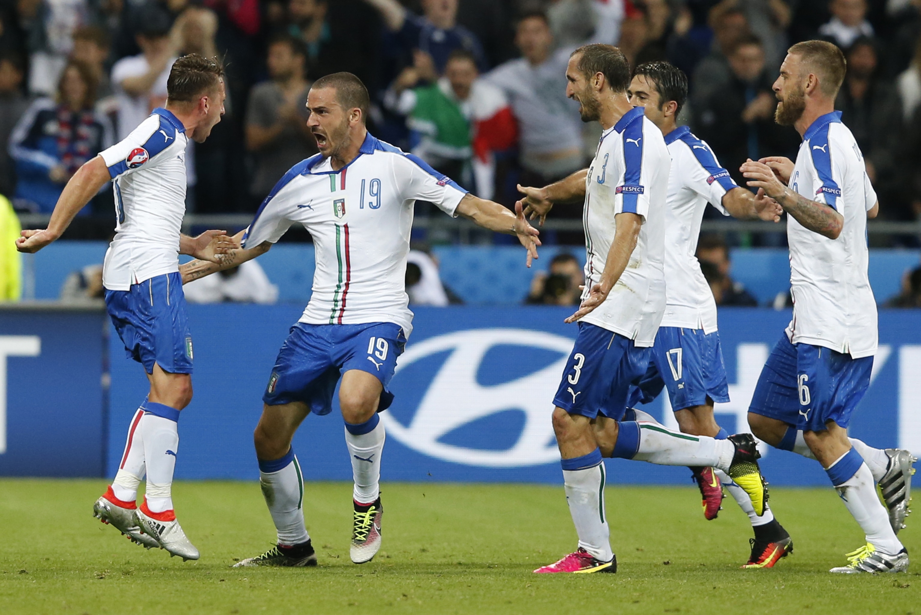 Belgium Vs Italy Score And Twitter Reaction From Euro 16 News Scores Highlights Stats And Rumors Bleacher Report Belgium Vs Italy Score And Twitter Reaction From Euro 16 News Scores Highlights Stats And Rumors Bleacher Report