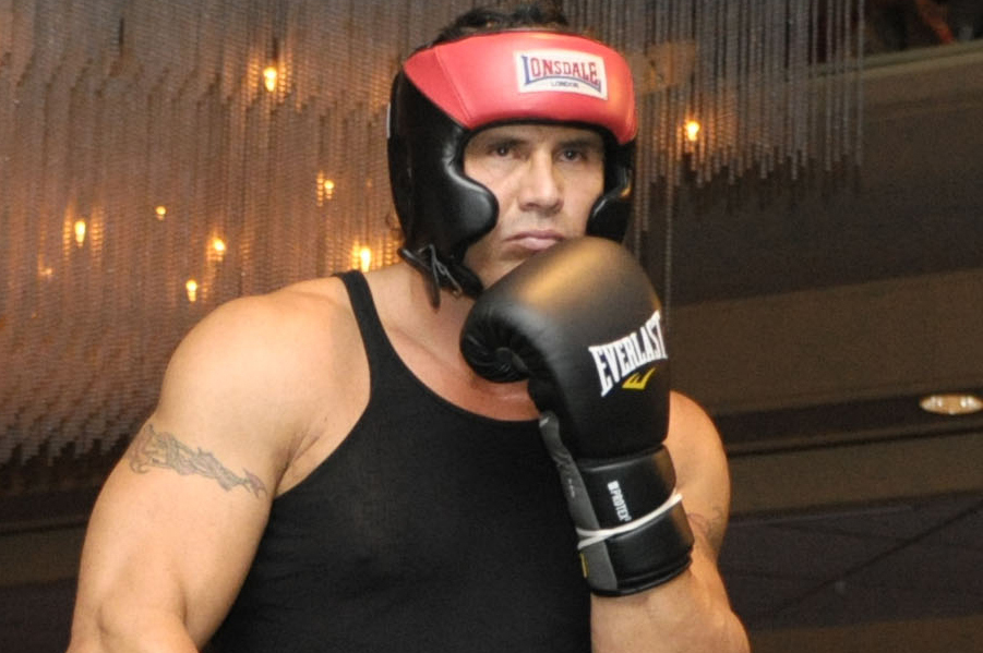 Jose canseco celebrity boxing