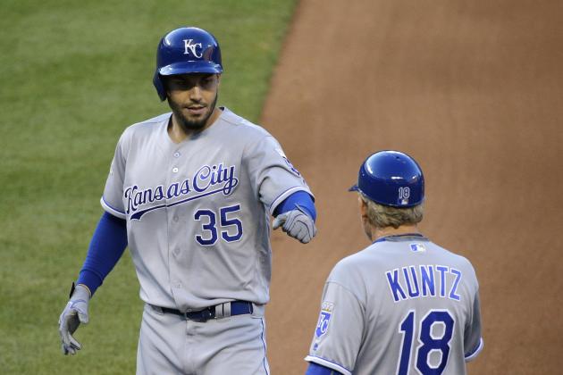 Kansas City Royals' Eric Hosmer, left, fist bumps first base coach Rusty Kuntz after hitting a single during a baseball game against the Baltimore Orioles in Baltimore, Wednesday, June 8, 2016. (AP Photo/Patrick Semansky)