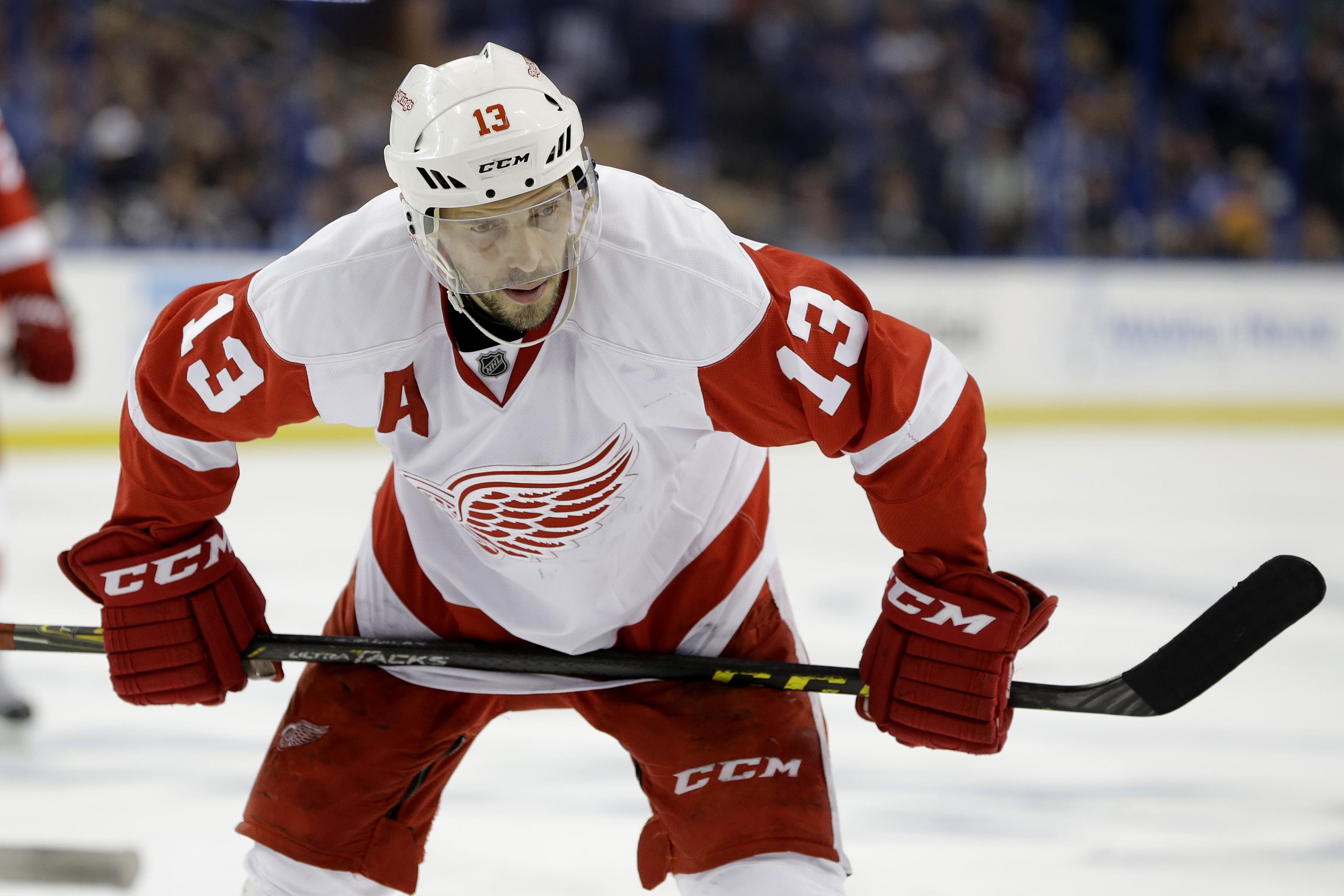 Pavel Datsyuk announces he's leaving Red Wings, moving back to