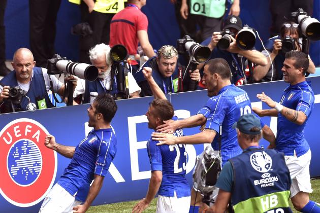 Italy's forward Citadin Martins Eder (L) celebrates a goal during the Euro 2016 group E football match between Italy and Sweden at the Stadium Municipal in Toulouse on June 17, 2016.  / AFP / Pascal PAVANI        (Photo credit should read PASCAL PAVANI/AFP/Getty Images)
