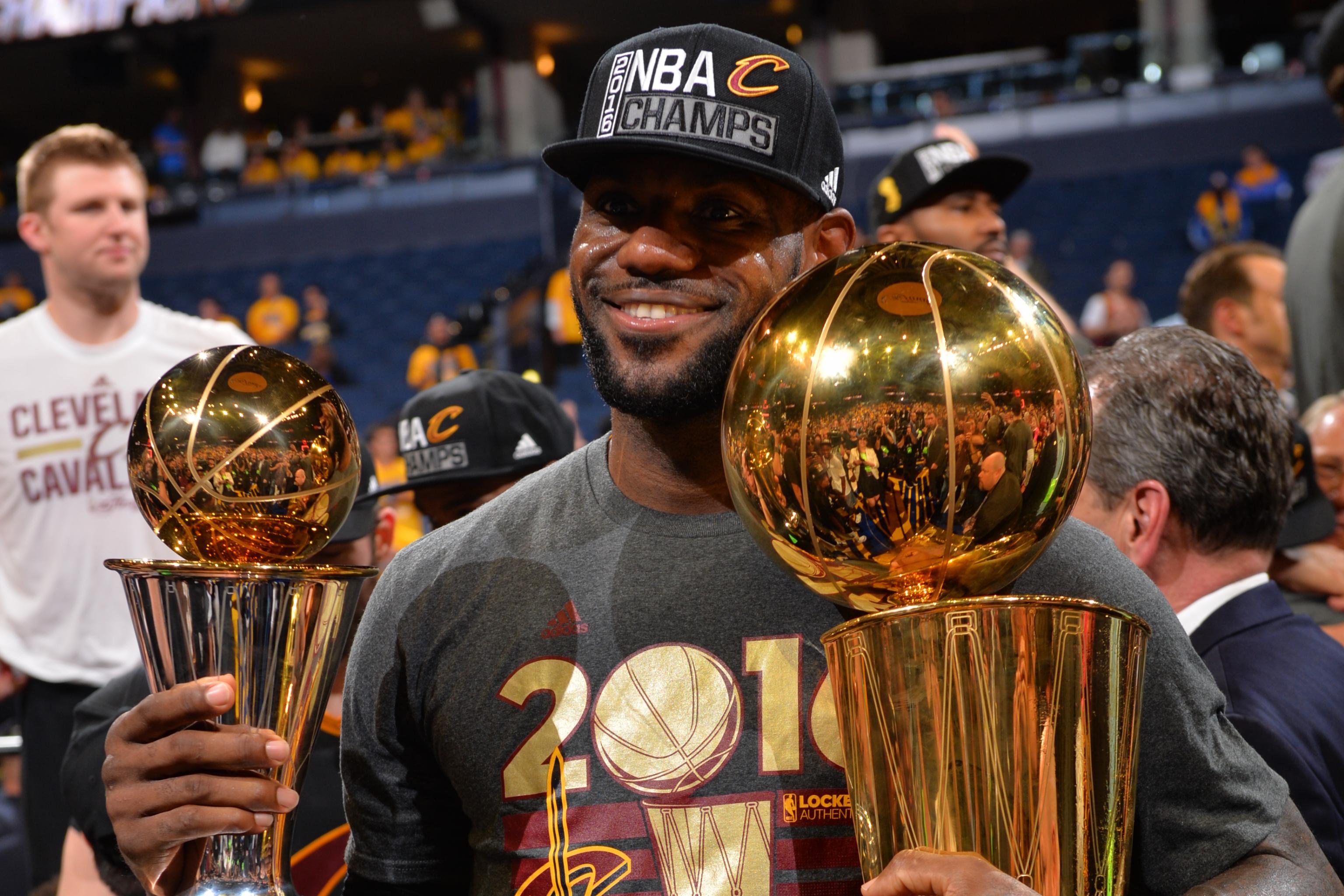 LeBron James crowns himself the GOAT because of his 2016 Finals win over  the Warriors