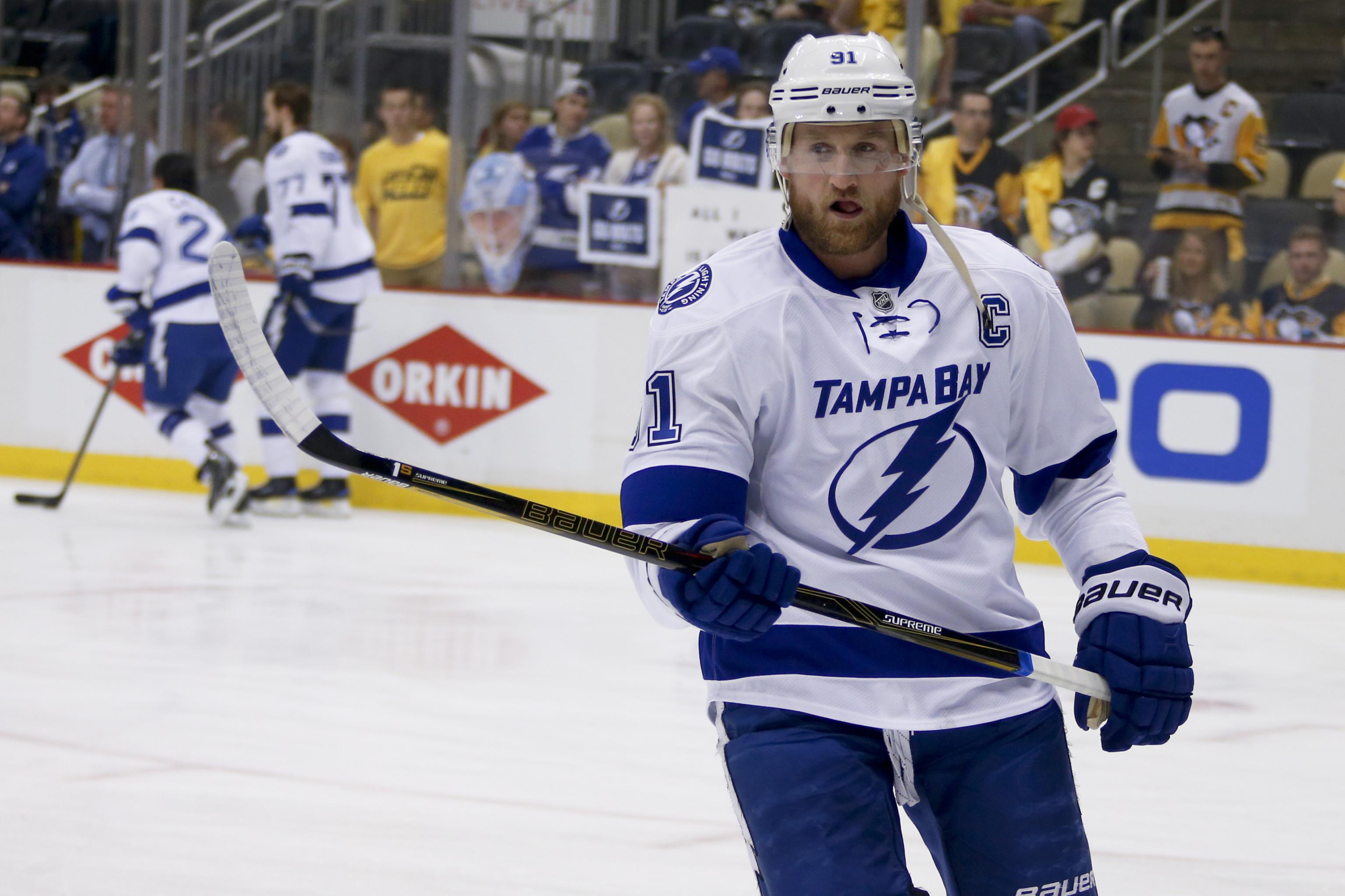 Steven Stamkos Publicly Takes a Shot at Lightning Management