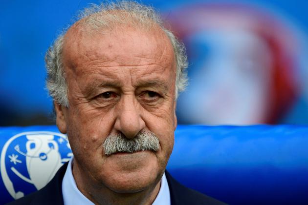 Spain's coach Vicente Del Bosque attends the Euro 2016 round of 16 football match between Italy and Spain at the Stade de France stadium in Saint-Denis, near Paris, on June 27, 2016.   / AFP / PIERRE-PHILIPPE MARCOU        (Photo credit should read PIERRE-PHILIPPE MARCOU/AFP/Getty Images)