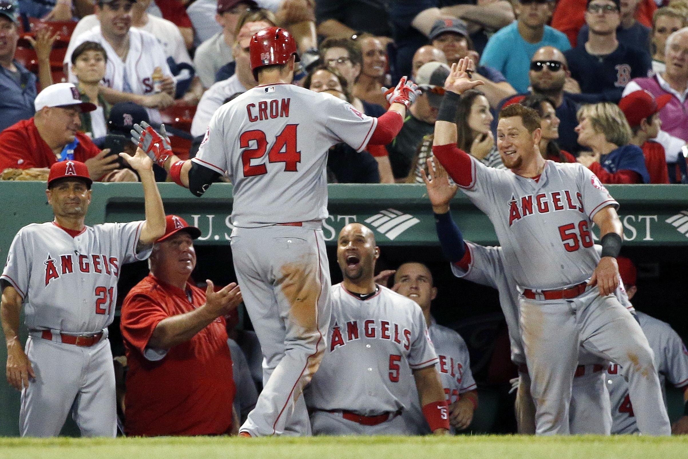 Angels' errors pave way for Red Sox win