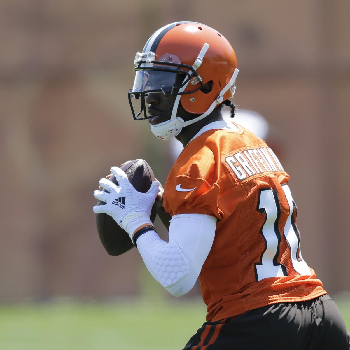 Robert Griffin III refuses to be defined by race