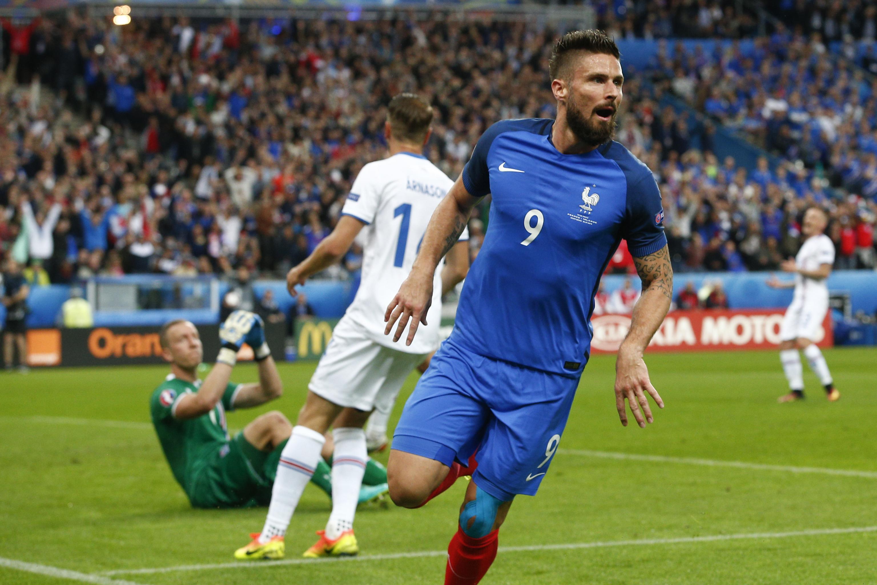 France Vs Iceland Score And Twitter Reaction From Euro 16 Bleacher Report Latest News Videos And Highlights