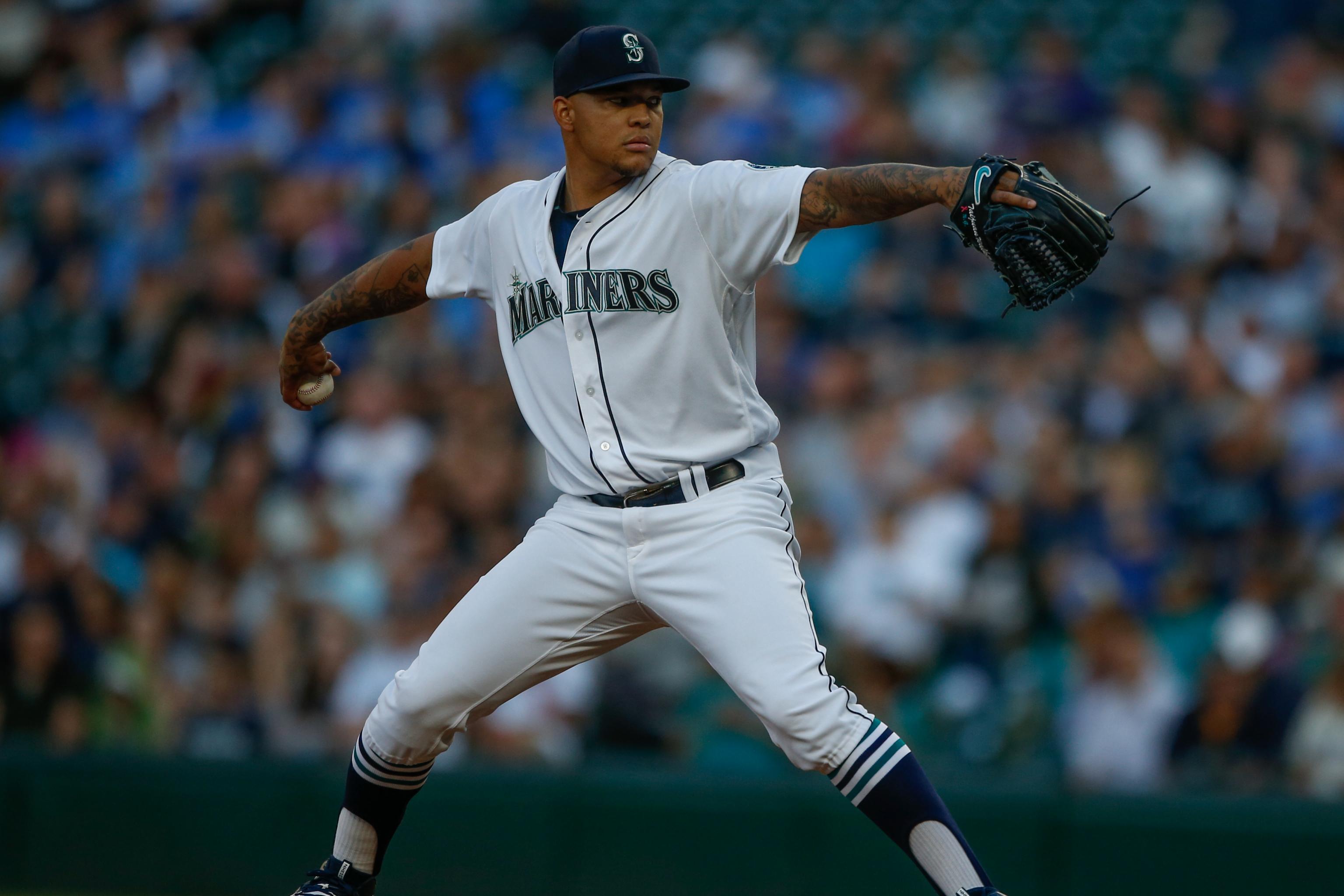 Taijuan Walker behind schedule after knee surgery in offseason