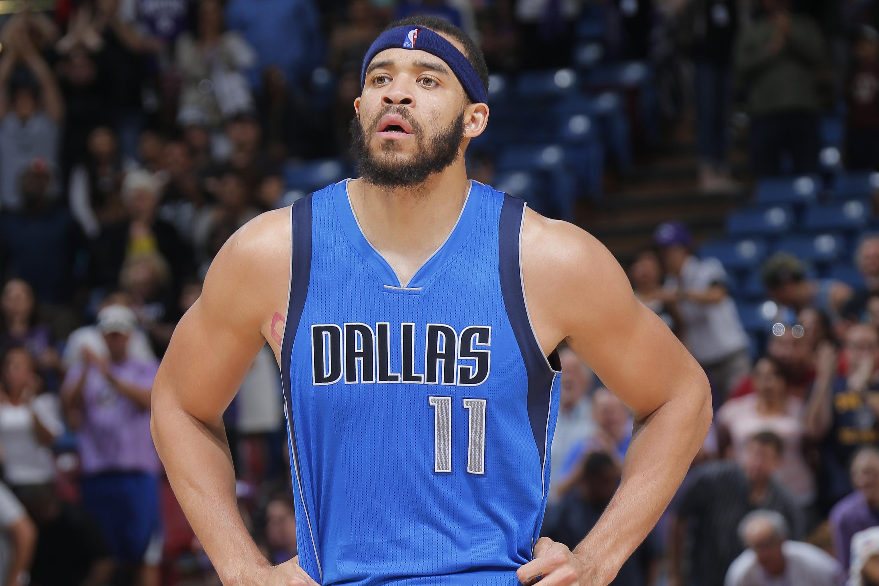 Mavs get depth, upside in free agent center JaVale McGee
