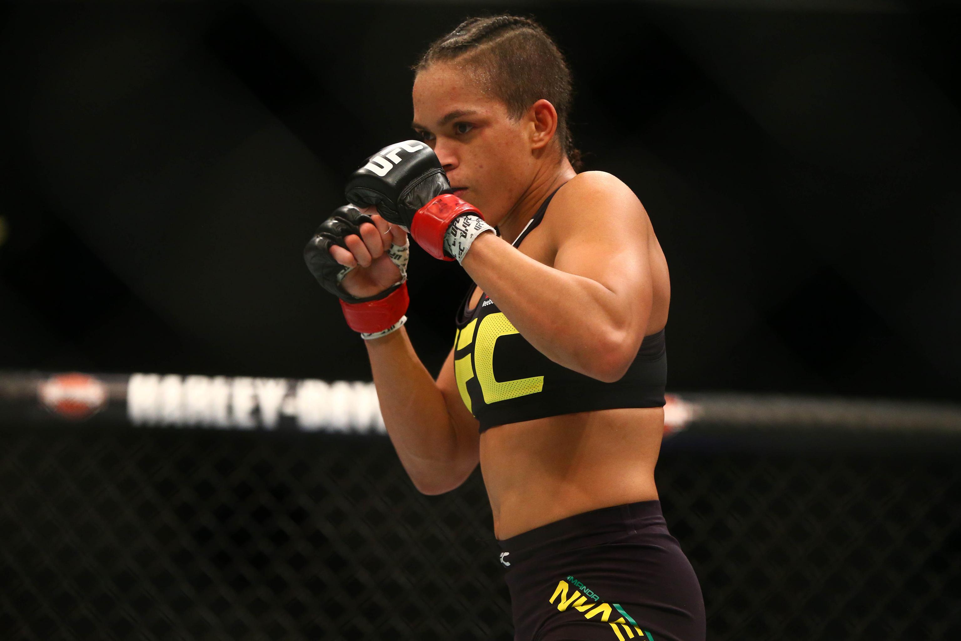 Miesha Tate vs. Amanda Nunes Results: Winner and Knockout Reaction from UFC  200 | News, Scores, Highlights, Stats, and Rumors | Bleacher Report