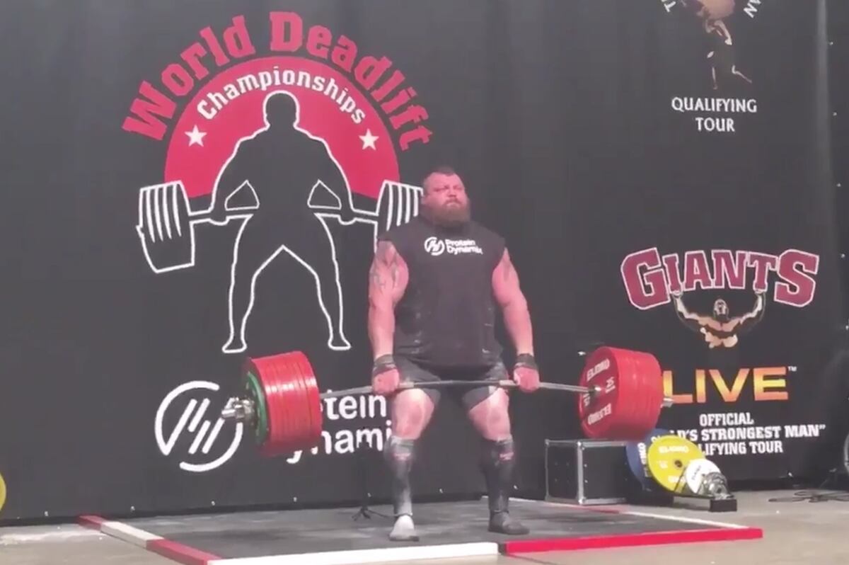 Strongman Eddie Hall Becomes 1st Person to Dead-Lift 500 Kilograms ...