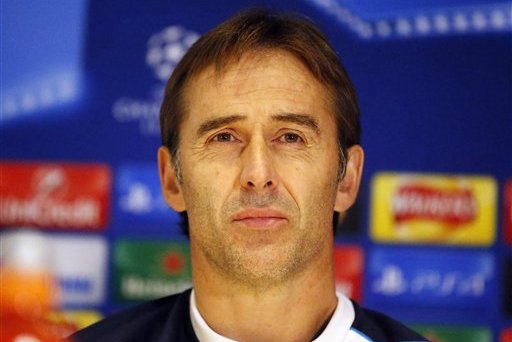 Porto's head coach Julen Lopetegui listens to journalists during a press conference one day ahead of the Champions League group G soccer match between Chelsea and FC Porto at Stamford Bridge stadium in London, Tuesday, Dec. 8, 2015. (AP Photo/Frank Augstein)
