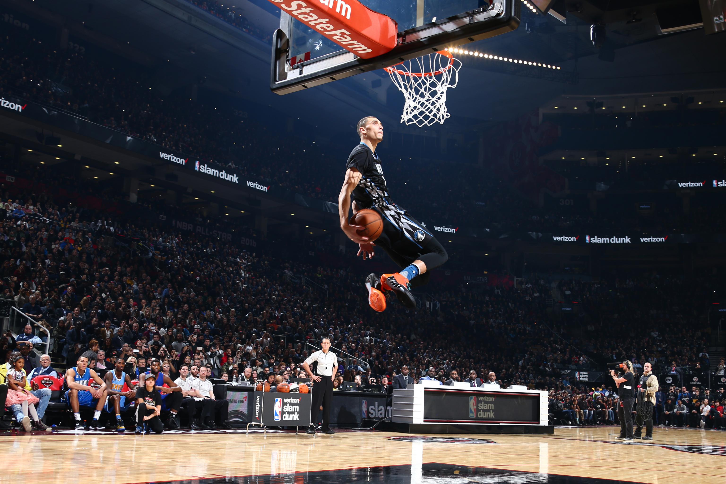 Julius Erving Amazed by Zach LaVine, Says '16 Dunk Contest Was an ...