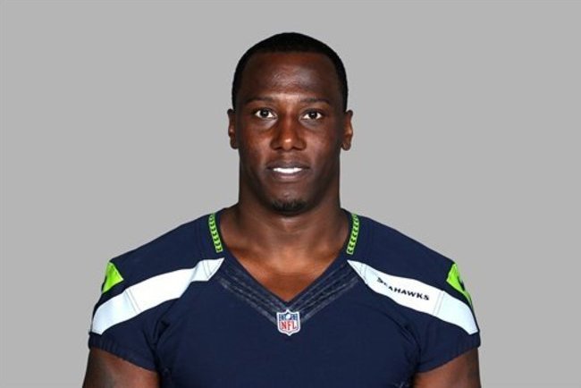 Seattle Seahawks bringing back DE Chris Clemons 