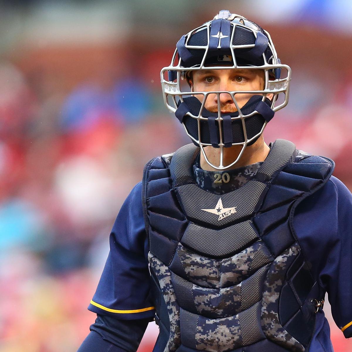 Brewers ink catcher Jonathan Lucroy to 5-year deal