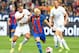 Leicester's English midfielder Danny Drinkwater (L) vies with Barcelona's Argentinian forward Lionel Messi during the 2016 International Champions Cup football match between FC Barcelona and Leicester City at Friends Arena on August 3, 2016 in Solna, Sweden. / AFP / JONATHAN NACKSTRAND (Photo credit should read JONATHAN NACKSTRAND/AFP/Getty Images)